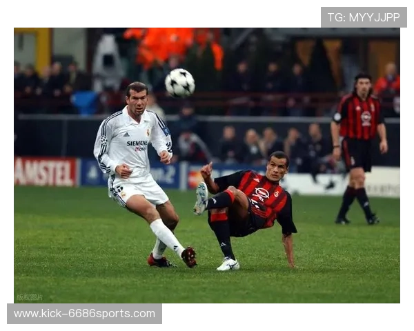 足球赛场传奇瞬间:球星精彩动作集锦展现极致技术与激情时刻